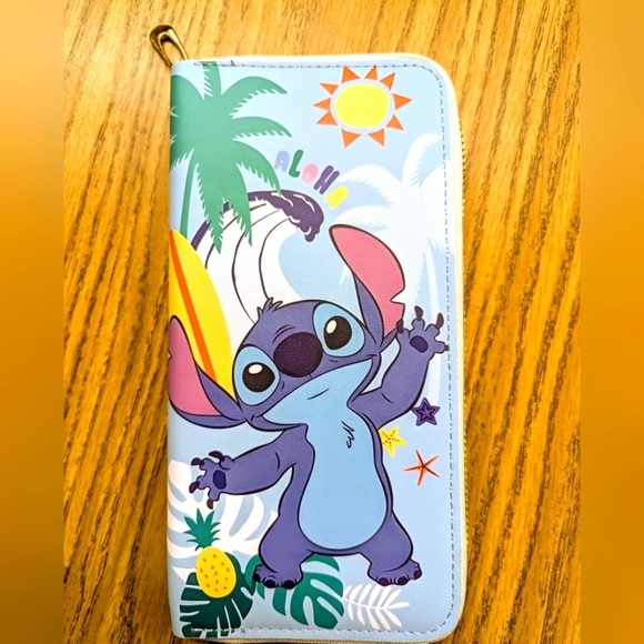 STITCH Wallet! So Cute! Blue/Pink~Easter - Picture 1 of 3